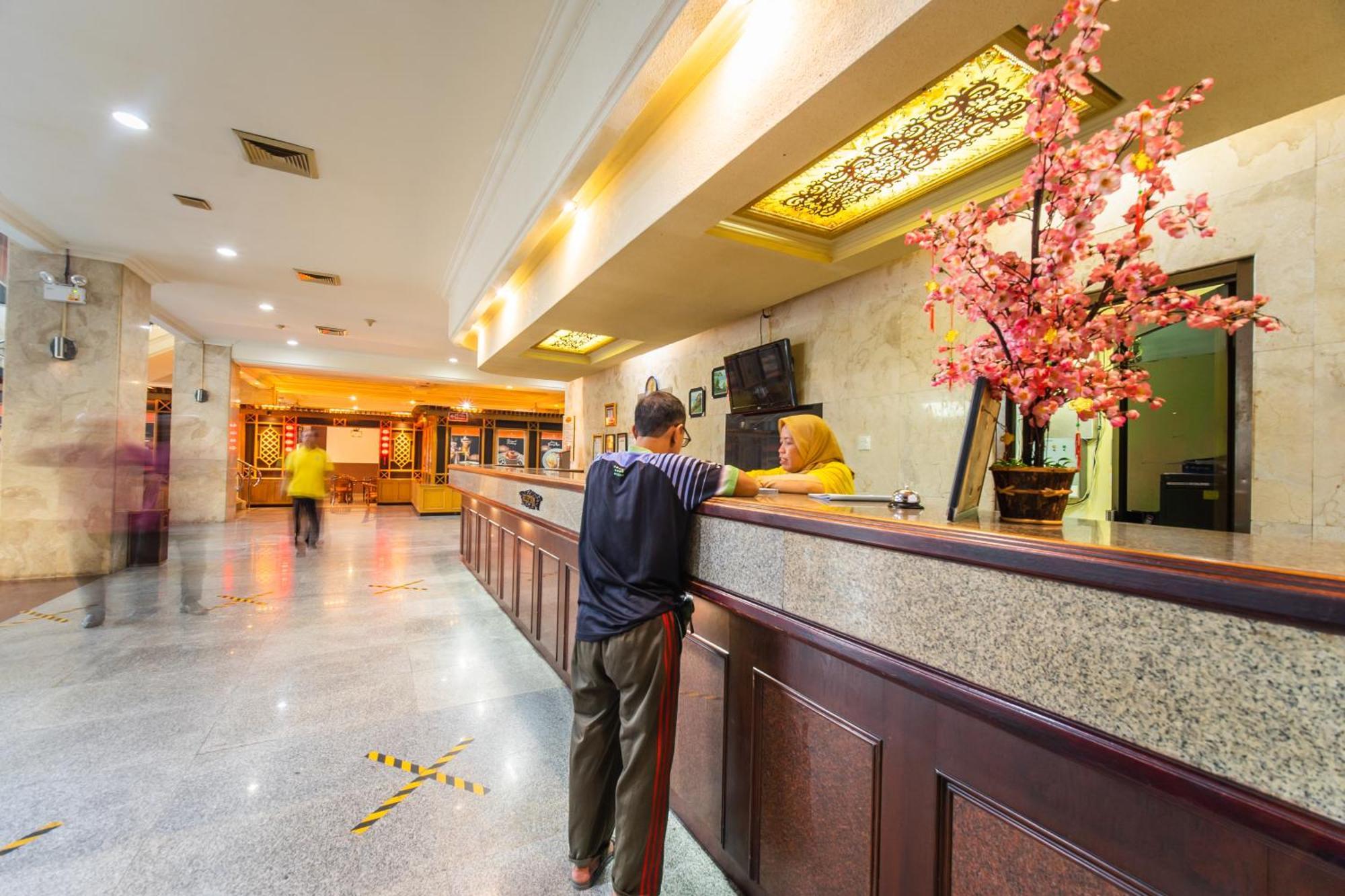 Adika Hotel Bahtera Klandasan Kecil المظهر الخارجي الصورة